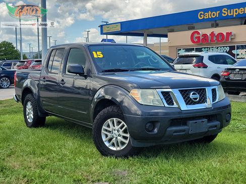 Used 2015 Nissan Frontier SV RWD image 1