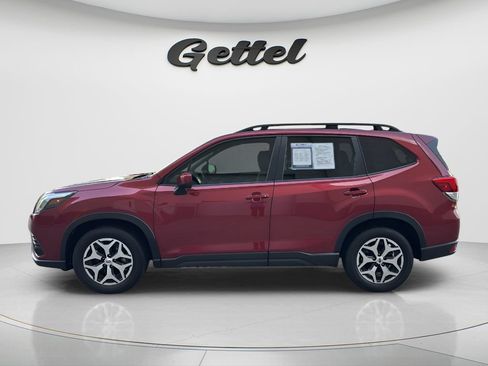 Used 2023 Subaru Forester Premium AWD/4WD image 8
