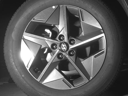 Used 2025 Hyundai Tucson SEL FWD image 15