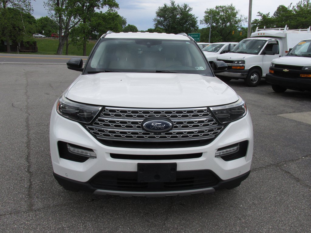 Used 2020 Ford Explorer Limited AWD/4WD image 2