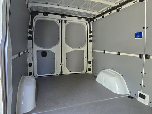 New 2025 Mercedes-Benz Sprinter 2500 image 15