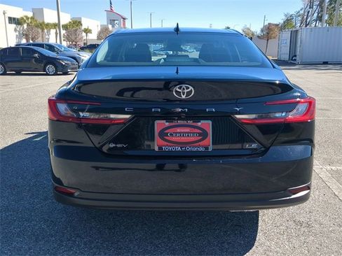 Certified 2025 Toyota Camry LE image 5