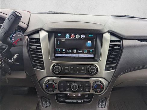 Used 2018 Chevrolet Tahoe LT image 12