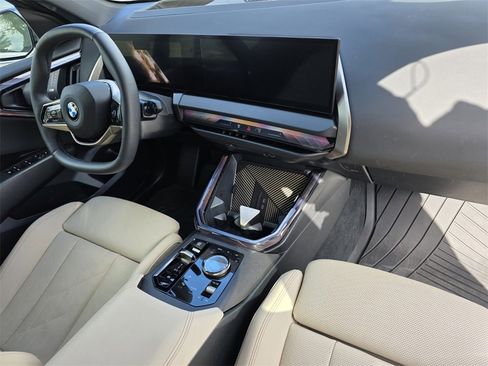 Certified 2025 BMW X3 xDrive30i w/ Premium Package image 25