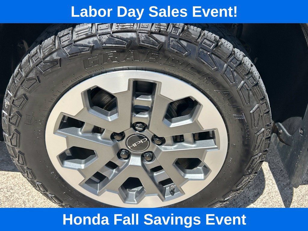 Used 2025 Honda Passport TrailSport image 5