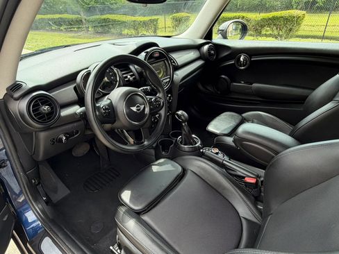 Used 2015 MINI Cooper 2-Door Hardtop FWD image 9