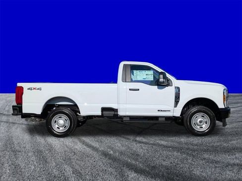 New 2026 Ford F250 XL image 3