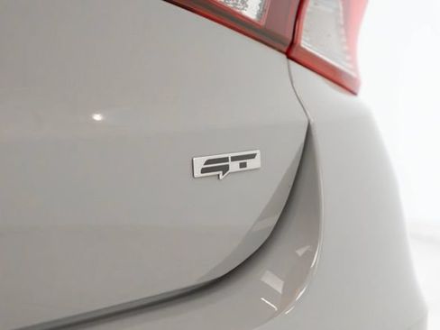 Used 2023 Kia K5 GT FWD image 11