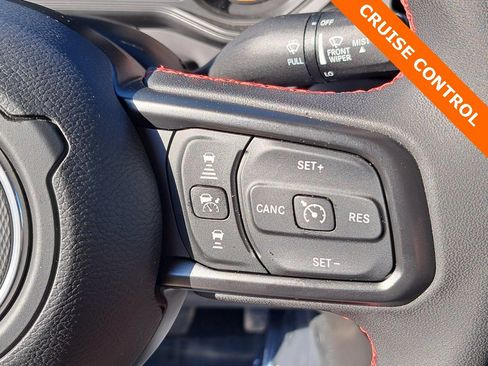 Used 2024 Jeep Gladiator Rubicon image 11