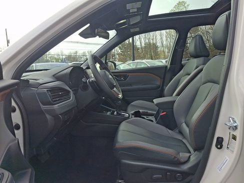 Used 2025 Subaru Forester Sport image 13