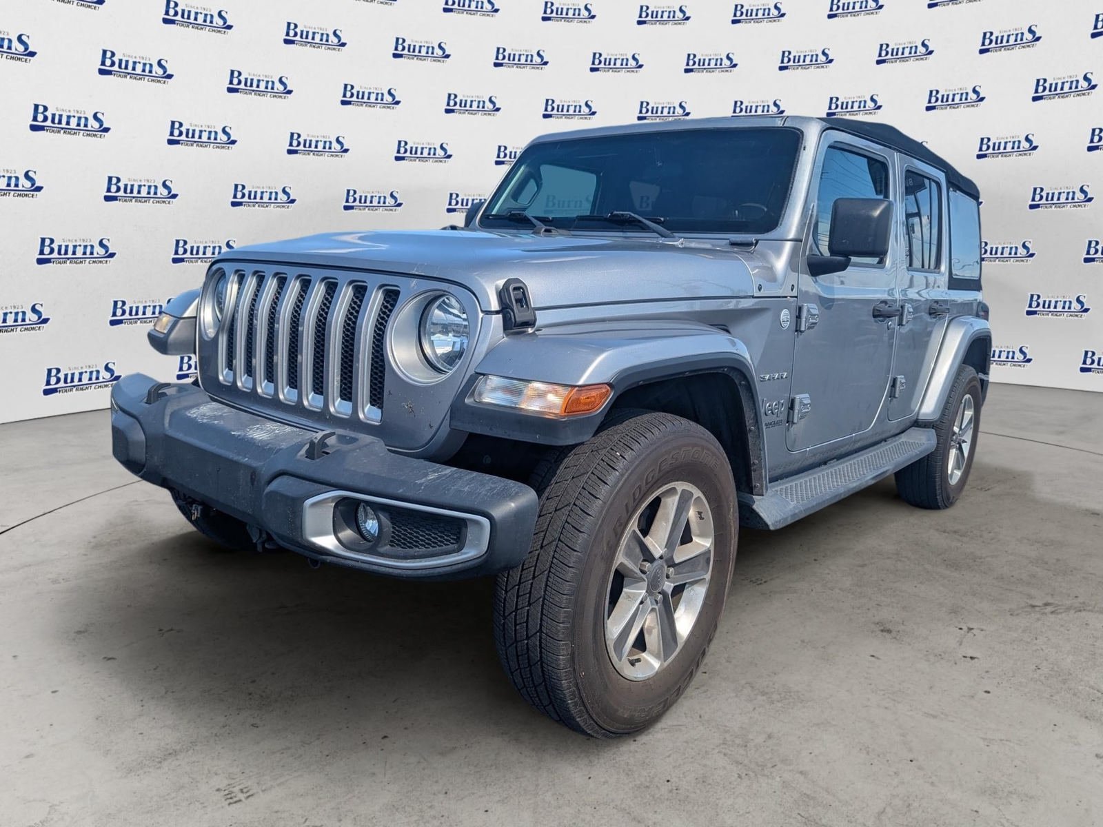 Used 2019 Jeep Wrangler Unlimited Sahara AWD/4WD image 8