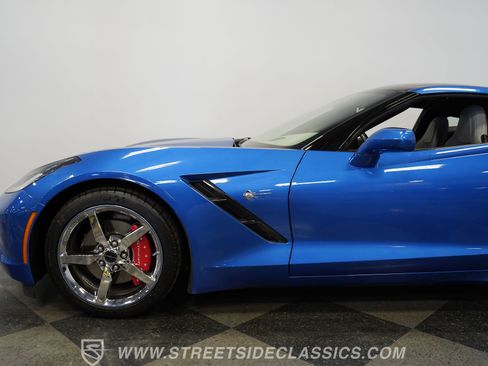 Used 2014 Chevrolet Corvette Stingray Coupe w/ 2LT Preferred Equipment Group RWD image 24
