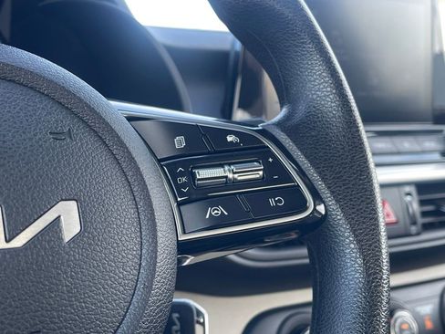 Used 2022 Kia Forte LXS image 20