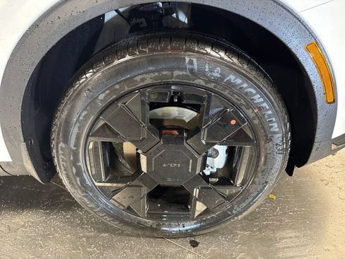 New 2026 Kia Sportage X-Line AWD/4WD image 14