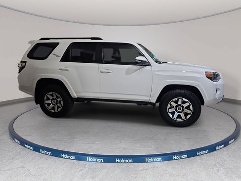 Used 2023 Toyota 4Runner TRD Off-Road Premium w/ Moonroof Package AWD/4WD image 5