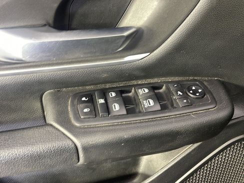 Used 2020 RAM 1500 Big Horn image 15