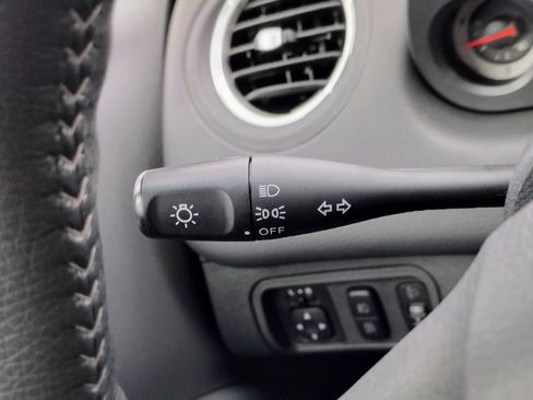 Used 2011 Mitsubishi Eclipse GS Sport image 32