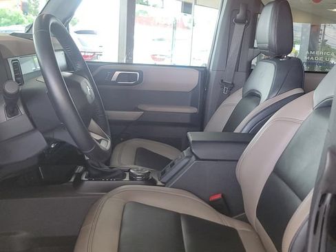 Used 2023 Ford Bronco Wildtrak AWD/4WD image 10