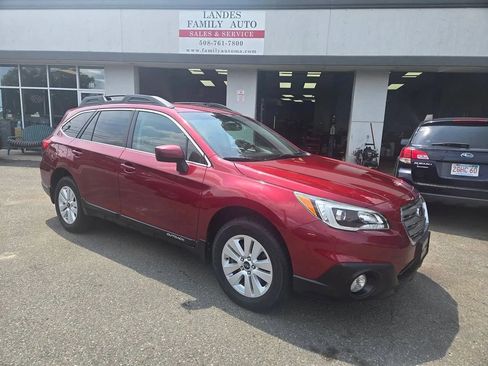 Used 2015 Subaru Outback 2.5i Premium AWD/4WD image 9