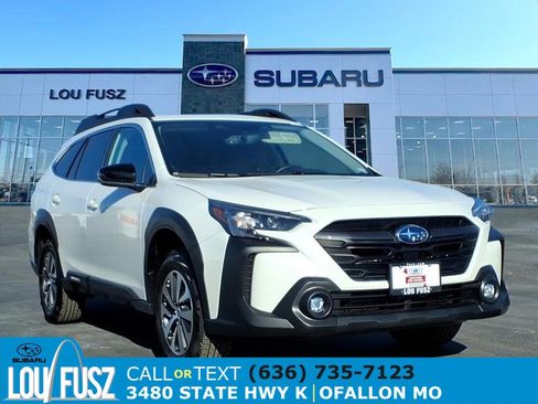 Certified 2025 Subaru Outback Premium image 1