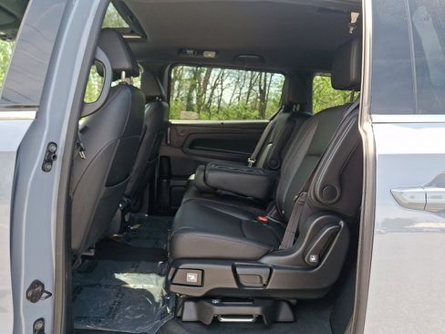 Used 2023 Honda Odyssey Sport image 10