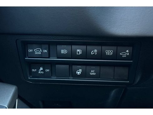 New 2026 Toyota Sequoia Platinum AWD/4WD image 30