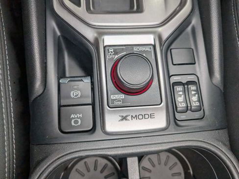 Used 2021 Subaru Forester Premium image 27