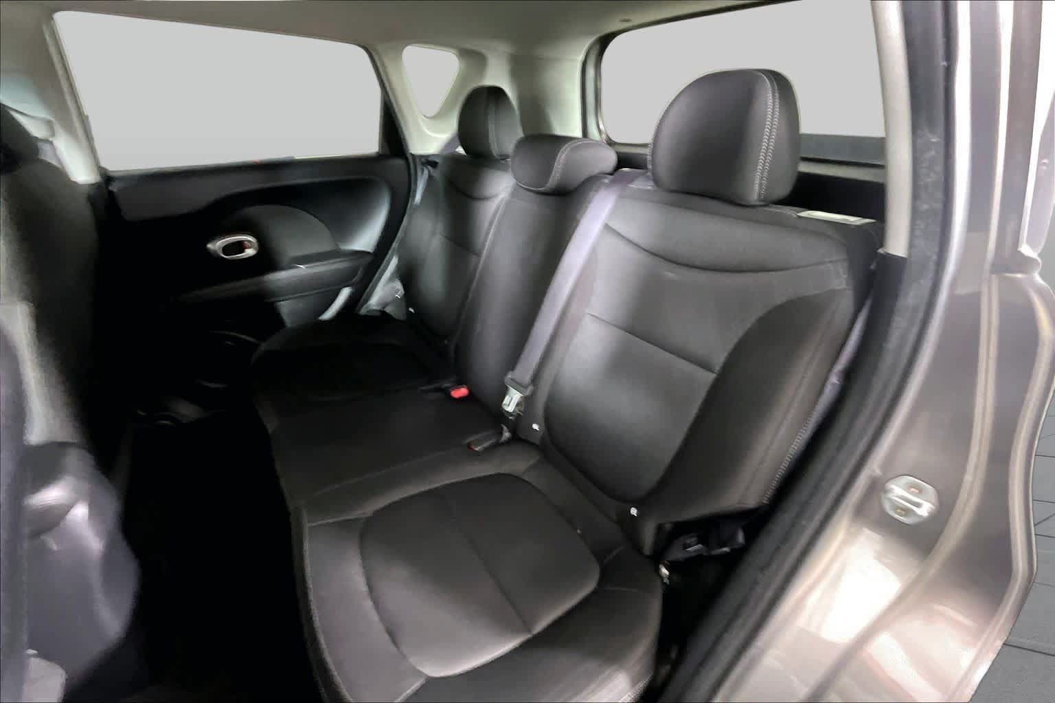 Used 2016 Kia Soul w/ Convenience Package FWD image 15
