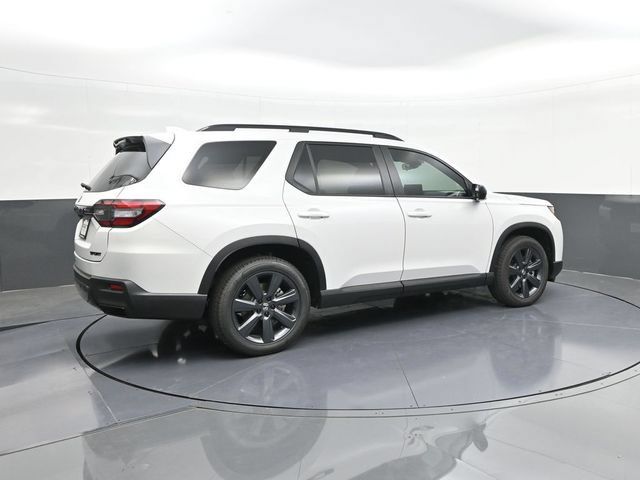New 2026 Honda Pilot Sport image 15