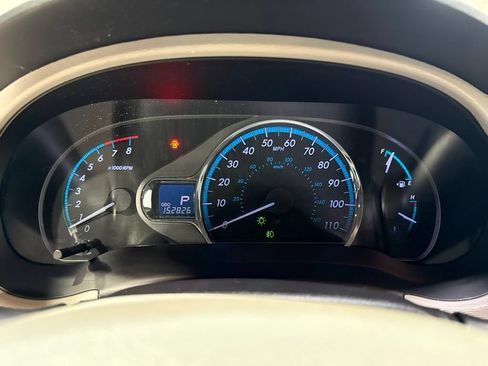 Used 2014 Toyota Sienna XLE w/ Entertainment Package FWD image 15