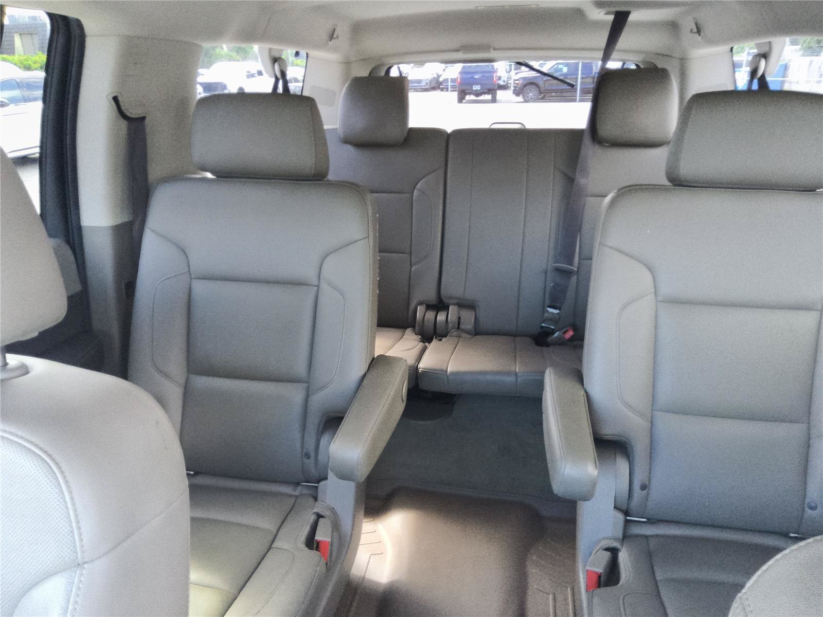 Used 2017 Chevrolet Suburban Premier AWD/4WD image 20