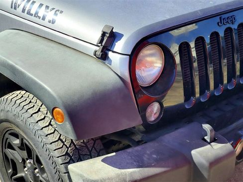 Used 2014 Jeep Wrangler Unlimited Willys image 2