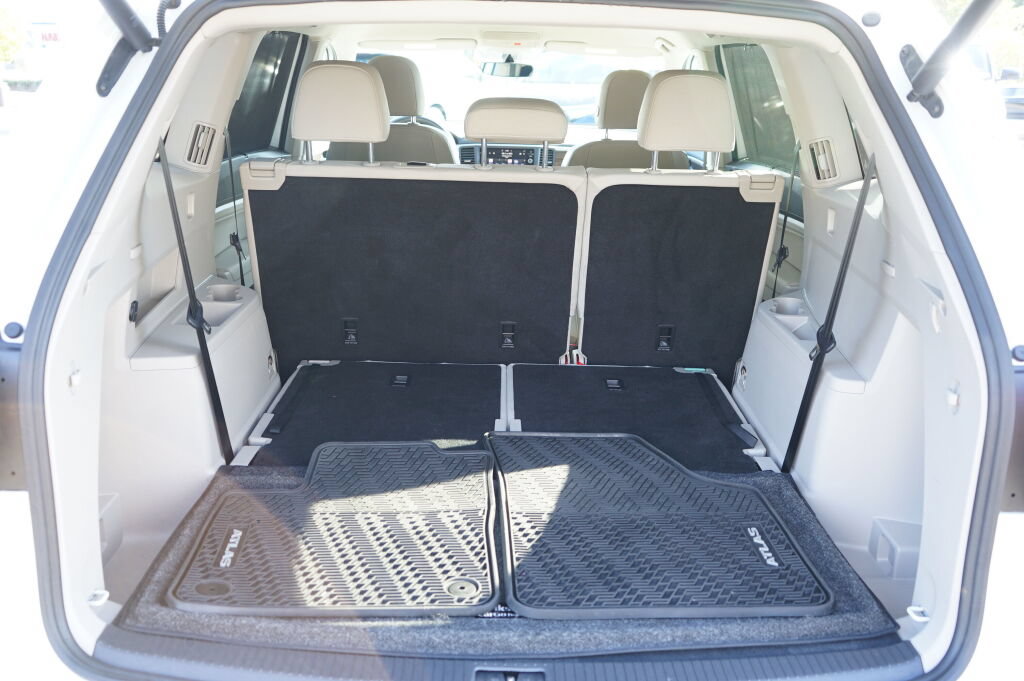 Used 2021 Volkswagen Atlas SE FWD image 9