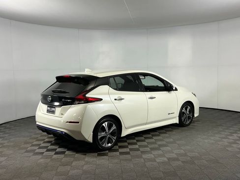 Used 2019 Nissan Leaf SL w/ SL Technology Package image 6