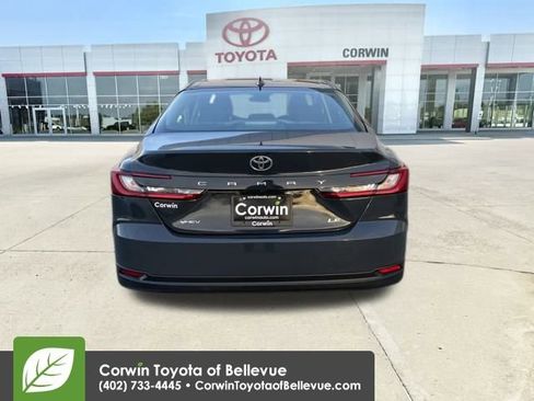 Used 2025 Toyota Camry LE image 4