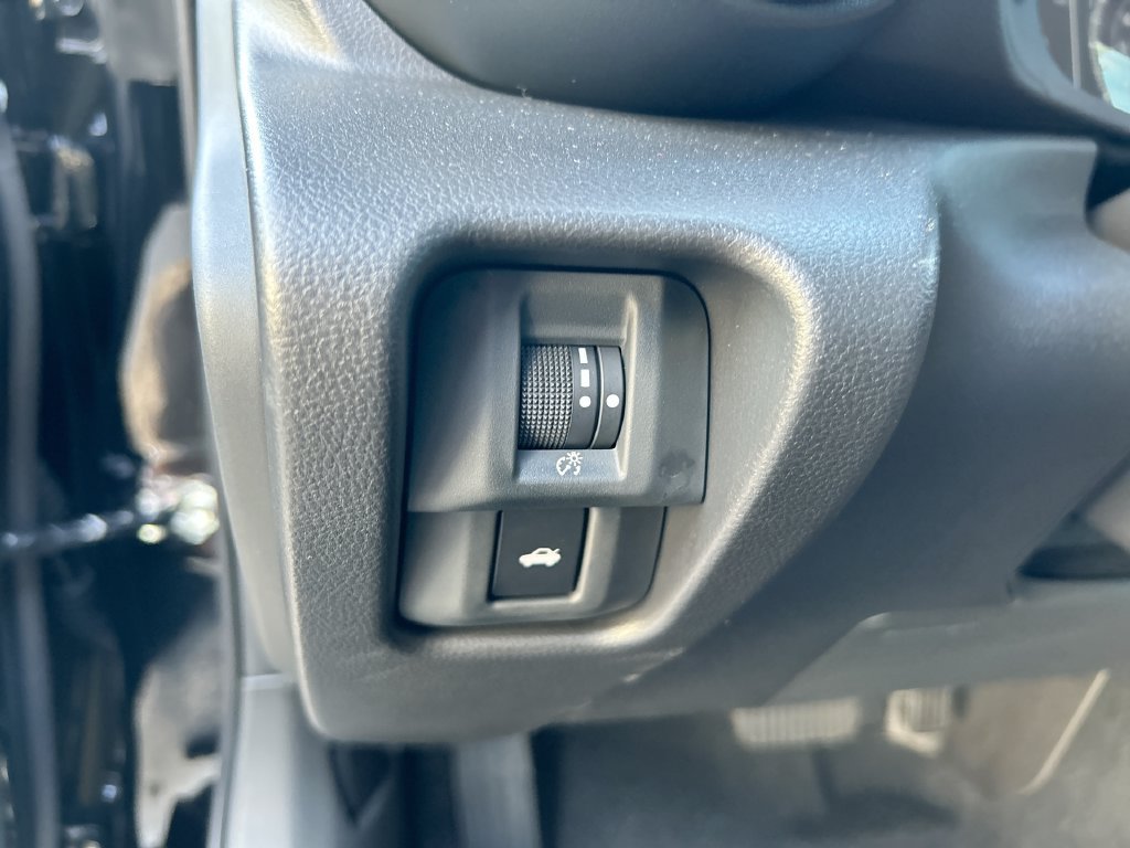 Used 2025 Toyota GR86 RWD image 13