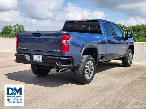 Used 2025 Chevrolet Silverado 2500 Custom w/ Custom Value Package AWD/4WD image 6