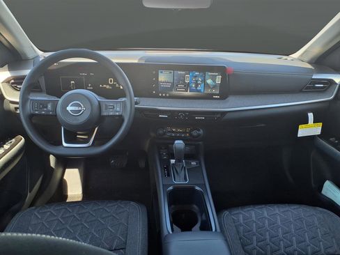 New 2026 Nissan Kicks SV w/ Cold Weather Package AWD/4WD image 15