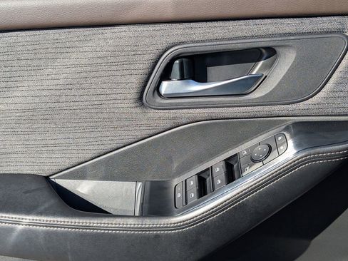 Certified 2023 Nissan Rogue SV image 26