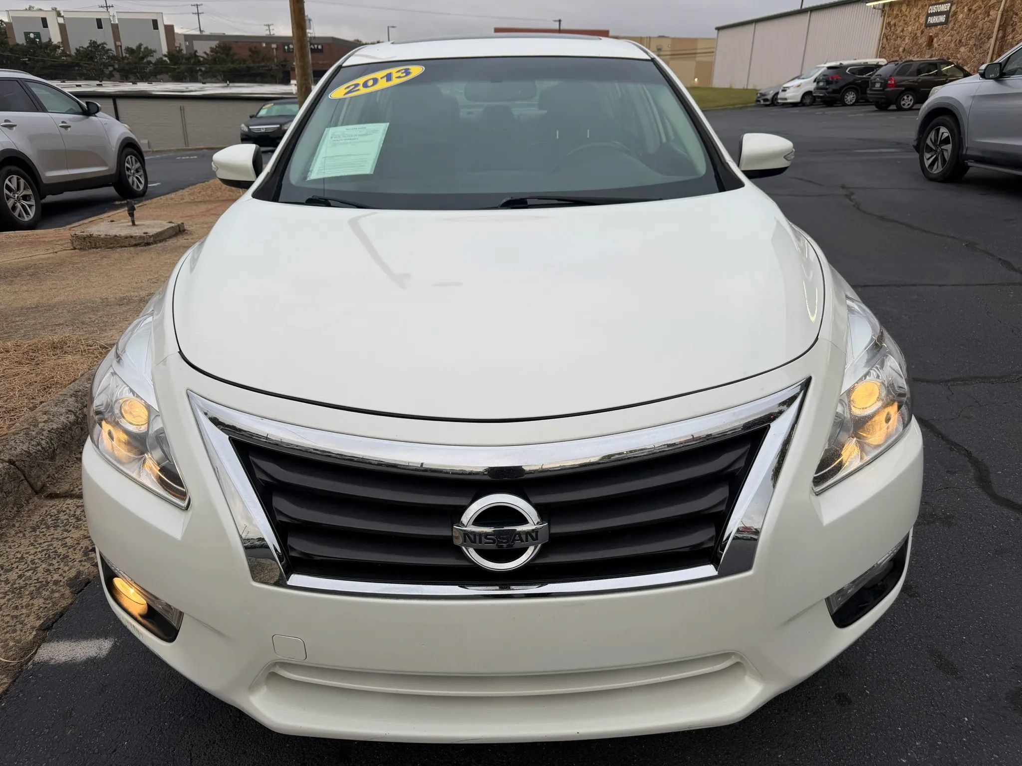 Used 2013 Nissan Altima 2.5 SL FWD image 2