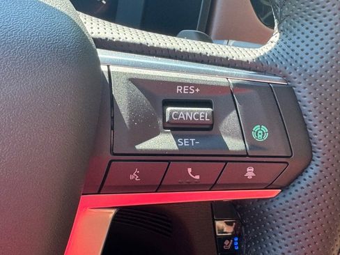 New 2025 Mitsubishi Outlander SEL image 29