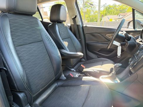 Used 2016 Buick Encore FWD image 22