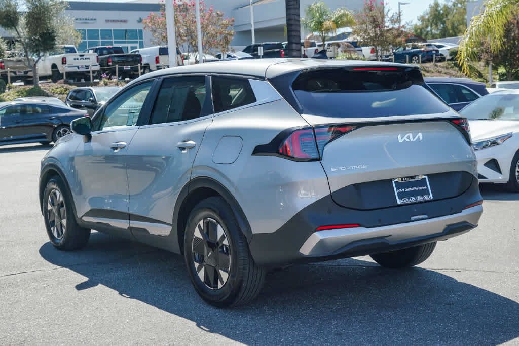 Certified 2026 Kia Sportage LX FWD image 6