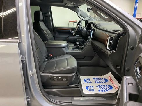 Used 2024 GMC Sierra 1500 Denali AWD/4WD image 17