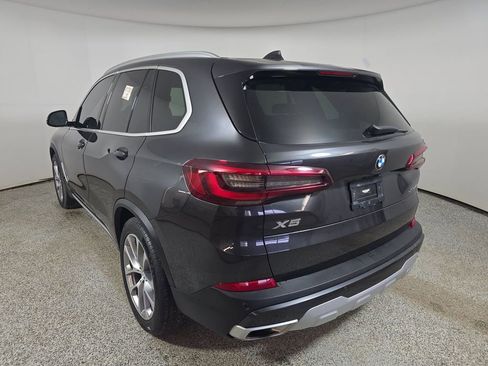 Used 2023 BMW X5 xDrive40i w/ Premium Essential Package image 4