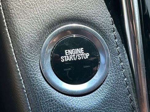 Used 2015 Cadillac Escalade Premium AWD/4WD image 34