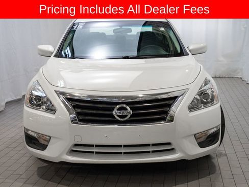 Used 2015 Nissan Altima 2.5 S w/ Power Driver Seat Package FWD image 2