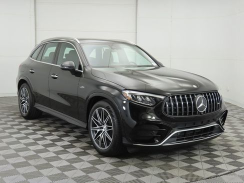 New 2026 Mercedes-Benz GLC 43 AMG 4MATIC image 3