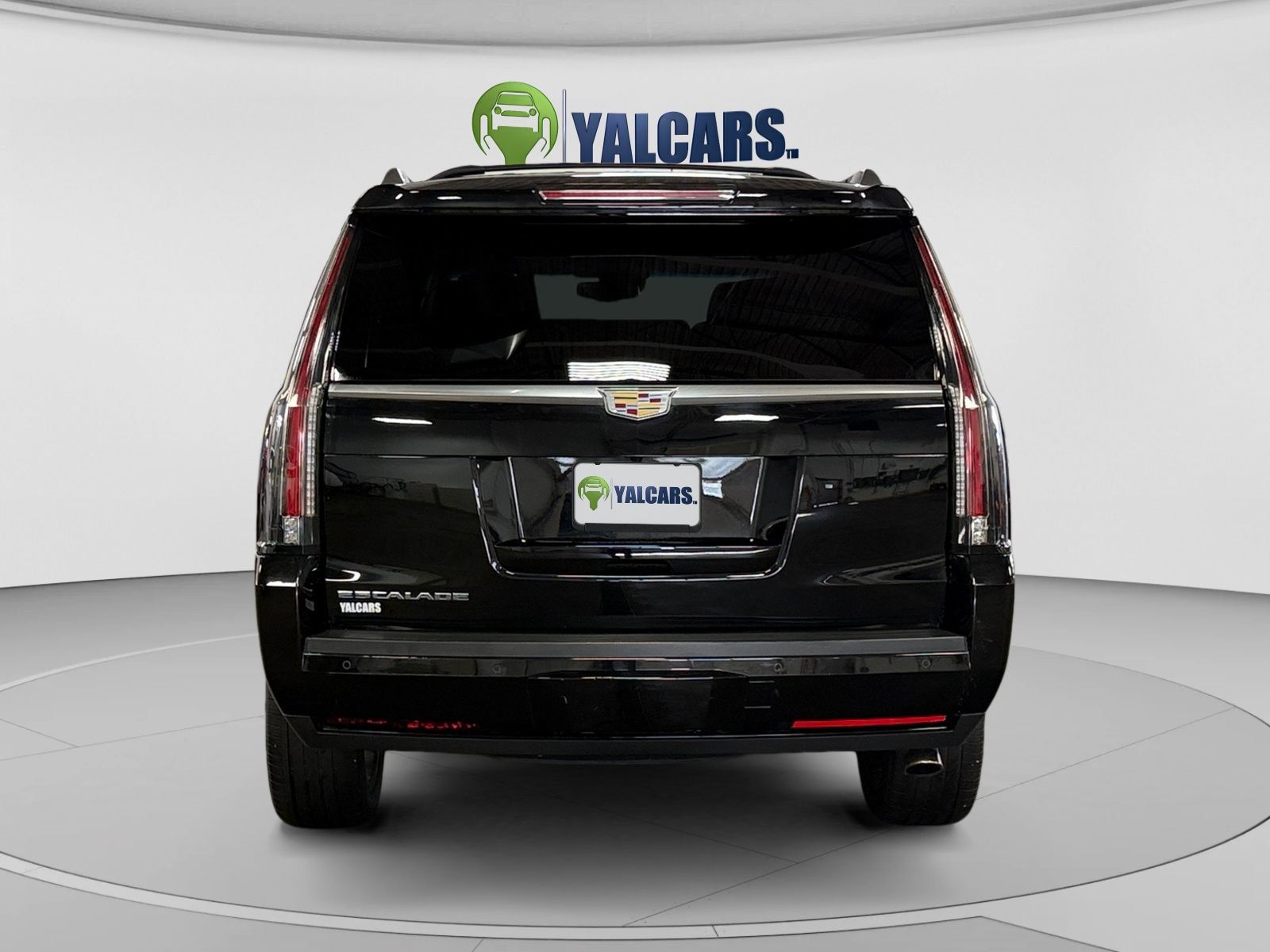 Used 2015 Cadillac Escalade Premium AWD/4WD image 4