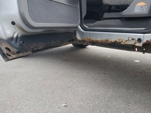 Used 2001 Ford Excursion XLT image 39